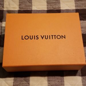 Louis Vuitton box